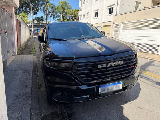 RAM RAMPAGE 2.0 HURRICANE 4 TURBO GASOLINA R/T 4X4 AUTOMÁTICO